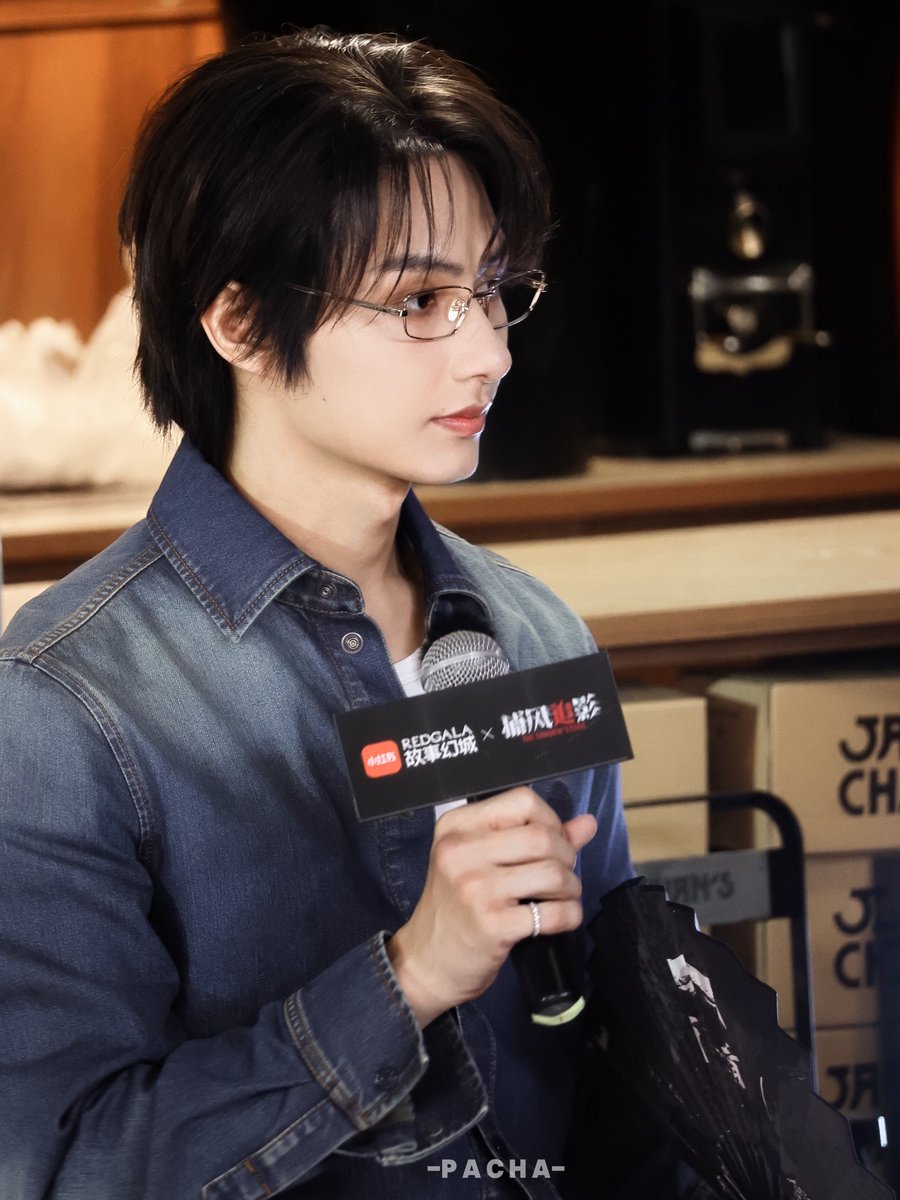 260327 REDGALA 

#文俊辉 #세븐틴 #준 #Junhui
#JUN #문준휘 #ジュン