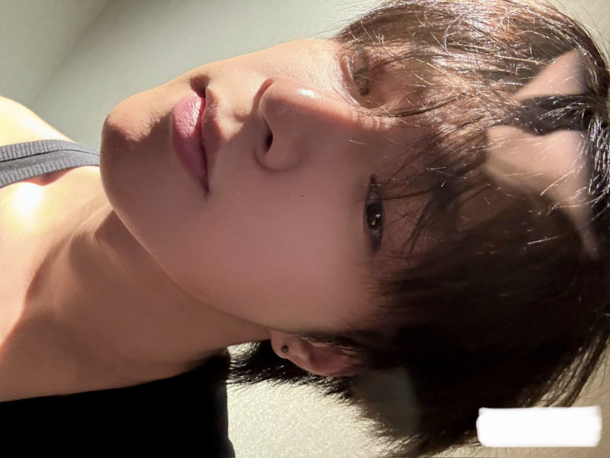 2222220草 tweet media