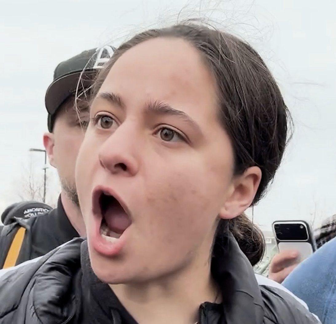 Savanah Hernandez tweet media