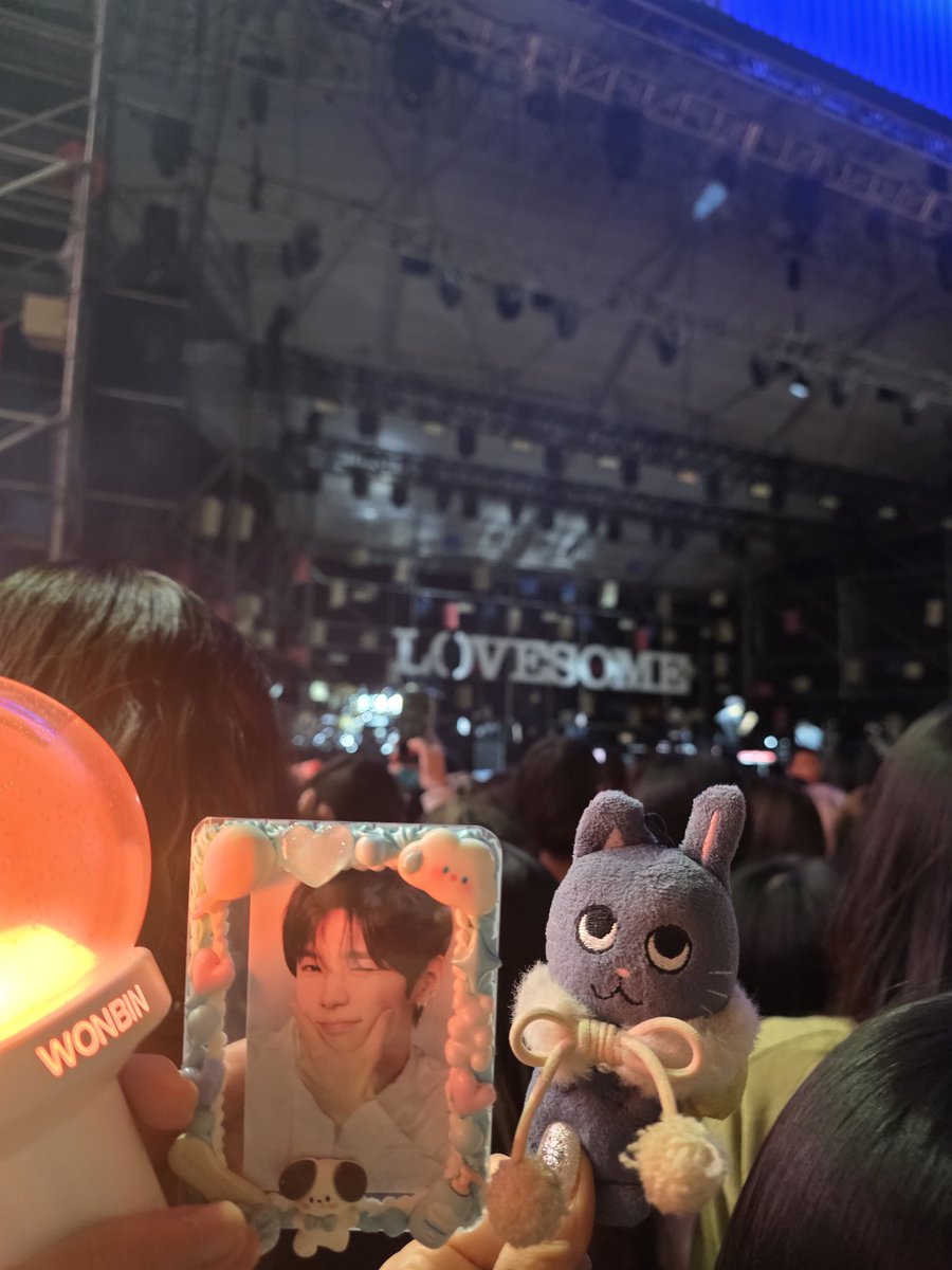 키라키라32 tweet media