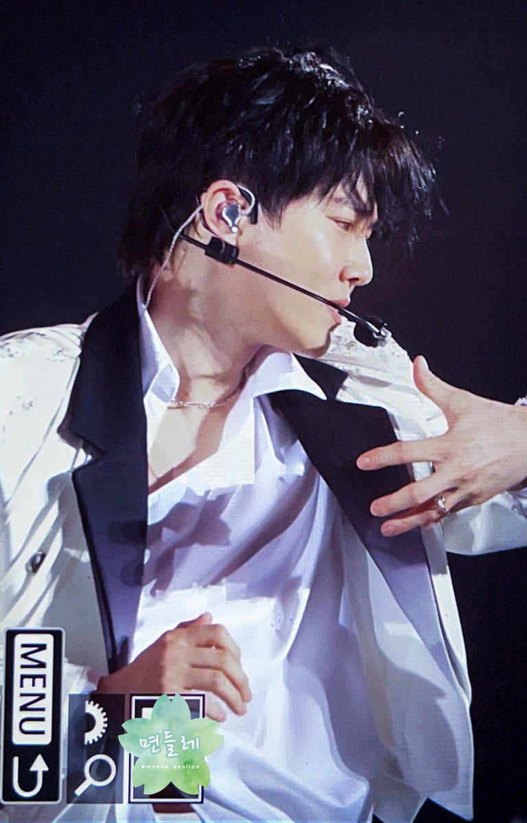 myeon_deullae's tweet photo. 260412 EXhOrizon Day3

#김준면 #수호 #SUHO #준면 #金俊勉 #スホ #EXO
@weareoneEXO https://t.co/qxAJvCBo97