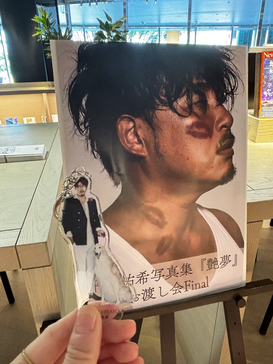 𝚁 𝚎 𝚗 𝚌 𝚑 𝚊 𝚗 . tweet media