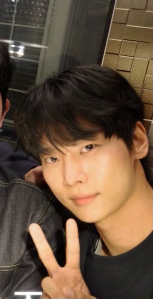 𝐻𝑒𝑙𝑙♡ﾟ tweet media