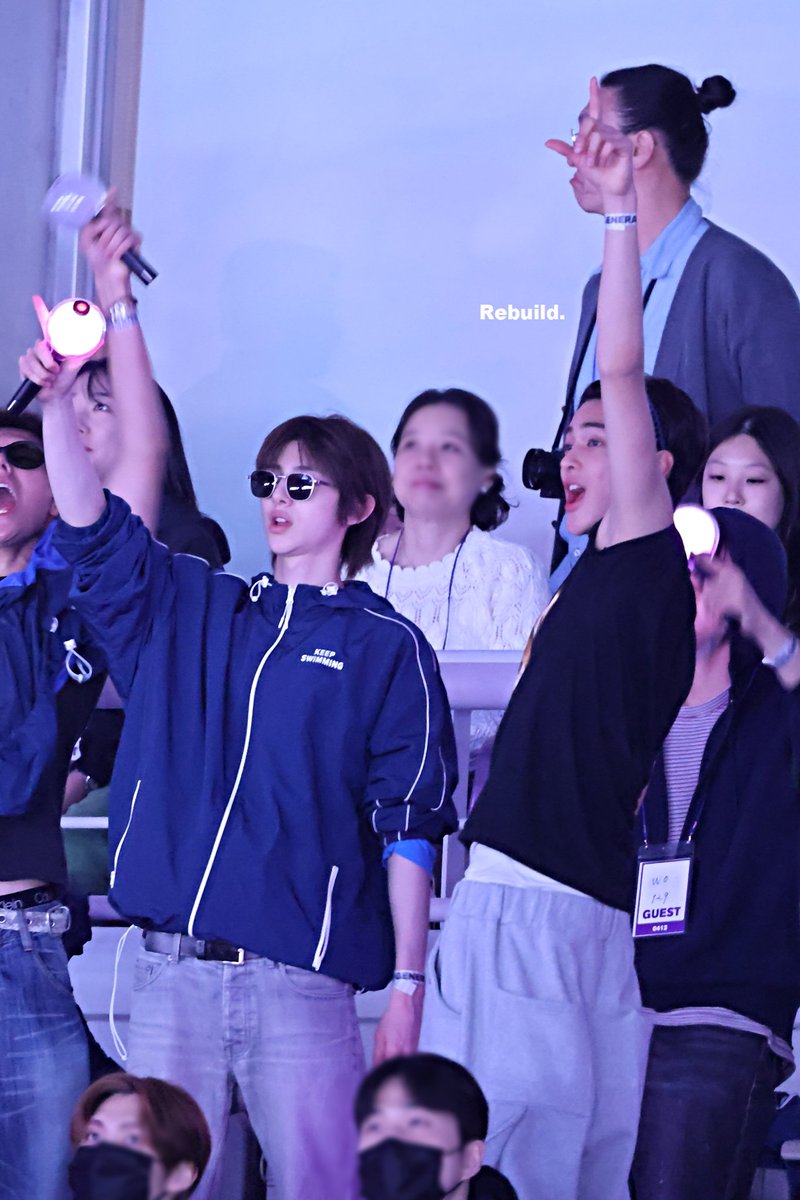 ๐ฅ๐ฒ๐ฏ๐๐ถ๐น๐ฑ. tweet media