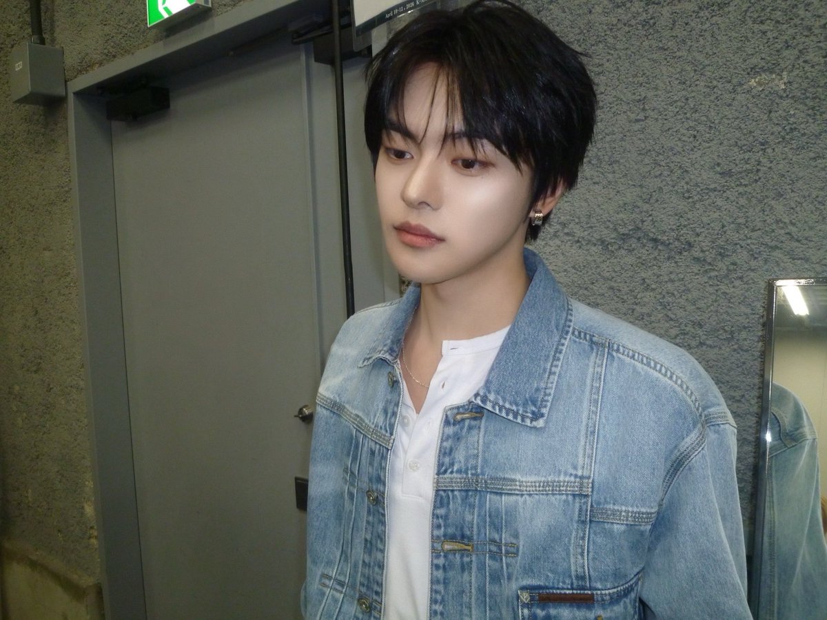 nocontextleza's tweet photo. 무슨 일인가? https://t.co/LkugSz70sl