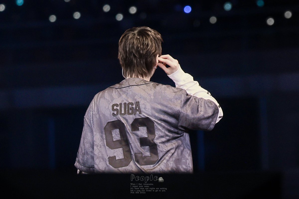 Update SUGA tweet media