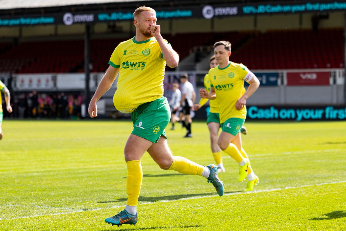 CPD Tref Caernarfon Town FC tweet media