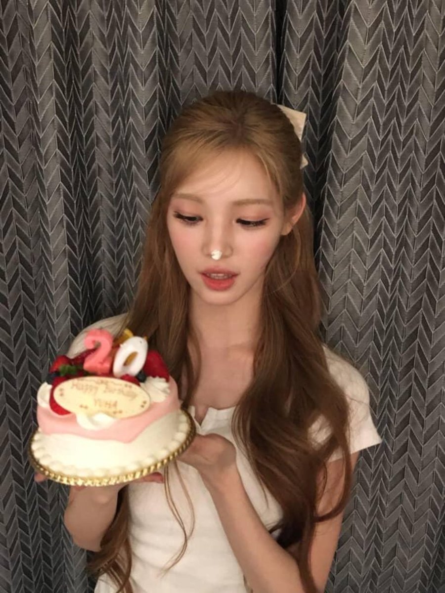취향의 유하 tweet media