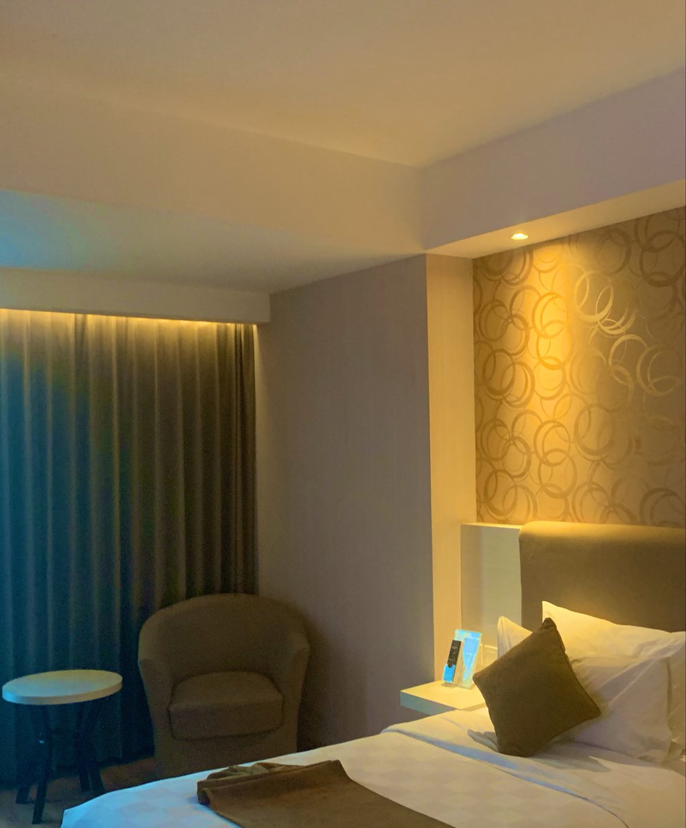 Tan aLongh tweet media