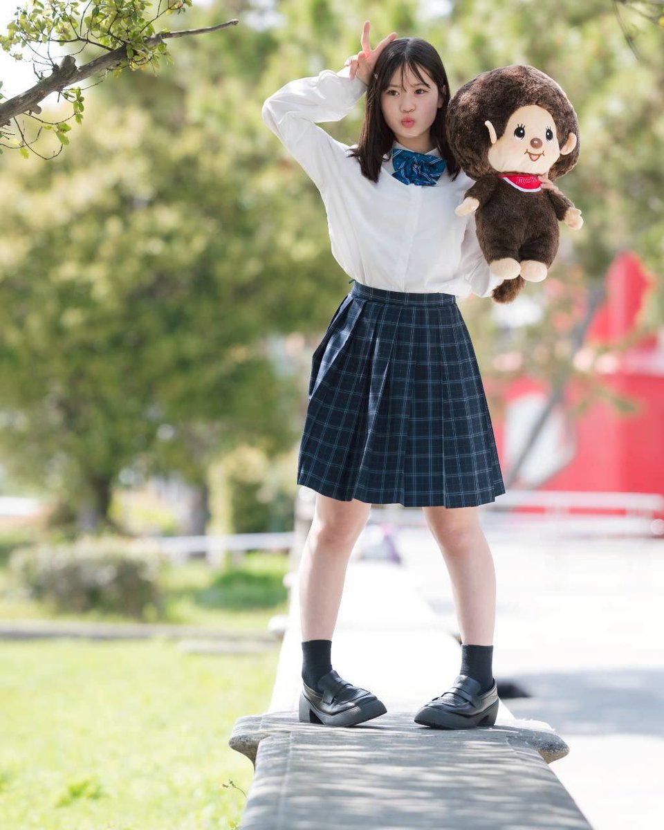 海有（みう） tweet media