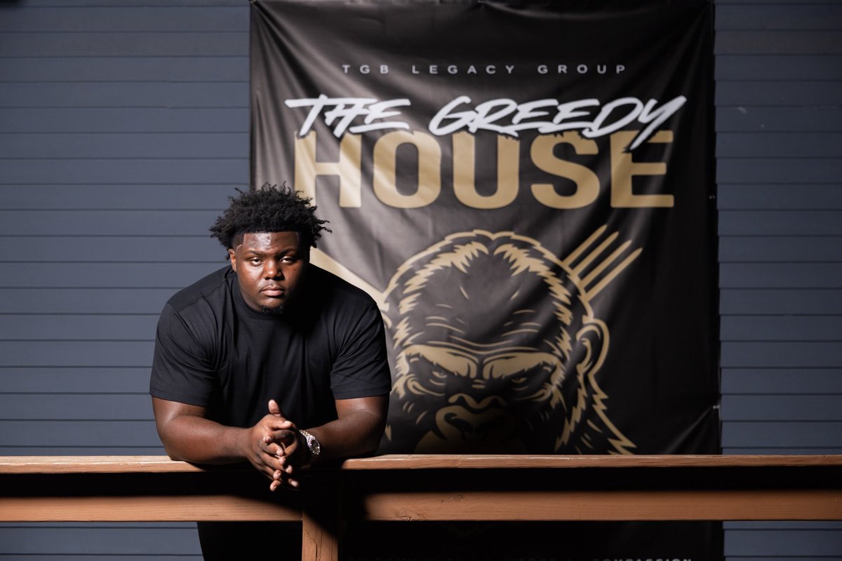 Jourdin07's tweet image. Long story short, GOD made a way.  Overly Blessed for the 19th year straight . 

🙏🏾🦍🔥 #wakeupgreedy  #wareagle #wde 

Build with me for my birthday. Make a $19 donation to @THEGREEDYHOUSE #linkinbio

📸 @Kenematicshots