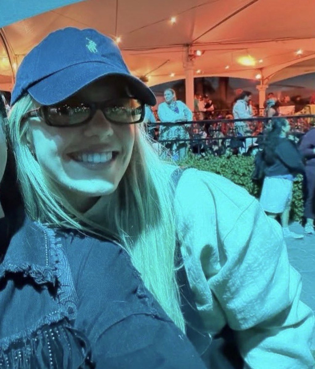 Reneé Rapp Argentina ★ tweet media