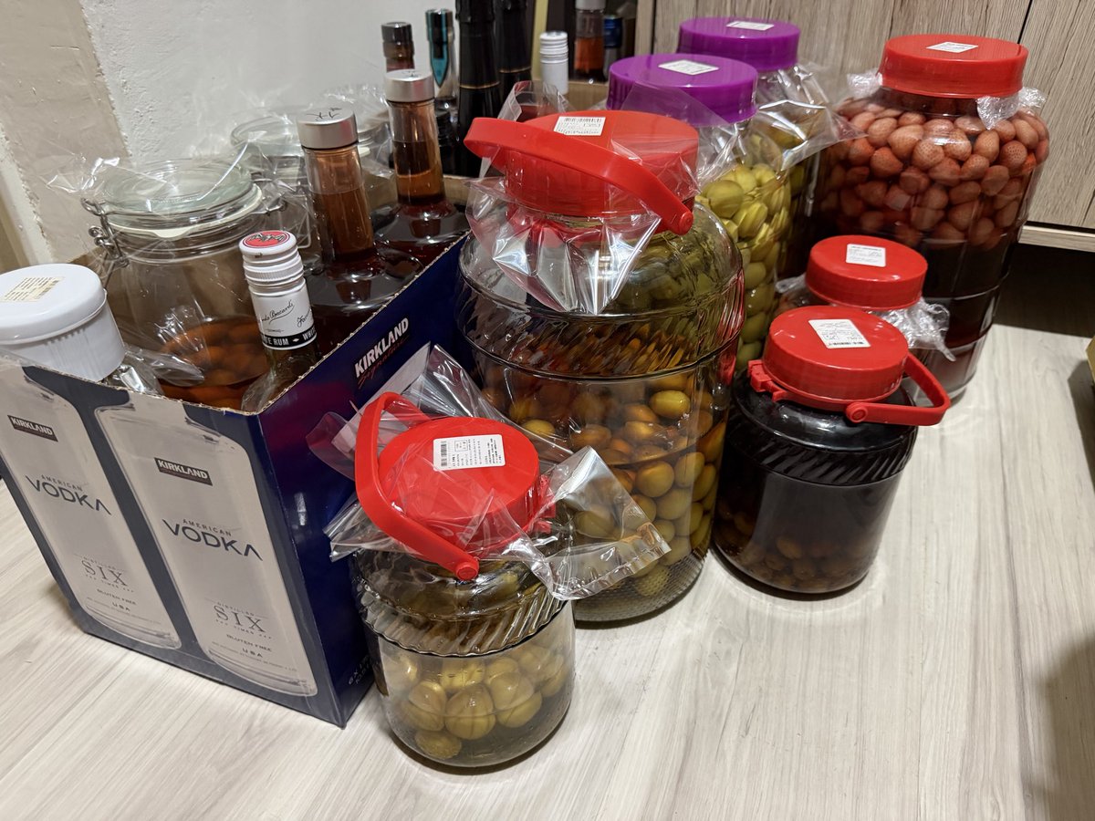 🍼五行缺德的 順順 tweet media