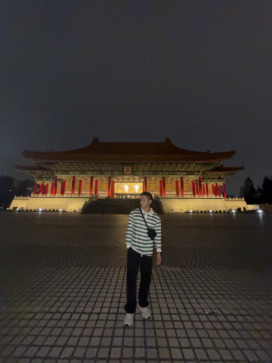 jickson0326's tweet image. Standing where history lives 🇹🇼

#ChiangKaiShekMemorialHall #Taipei #Taiwan #TaiwanVibes #TravelTaiwan #ExploreTaiwan #TravelGram #Wanderlust #HistoricPlaces #AsiaTravel