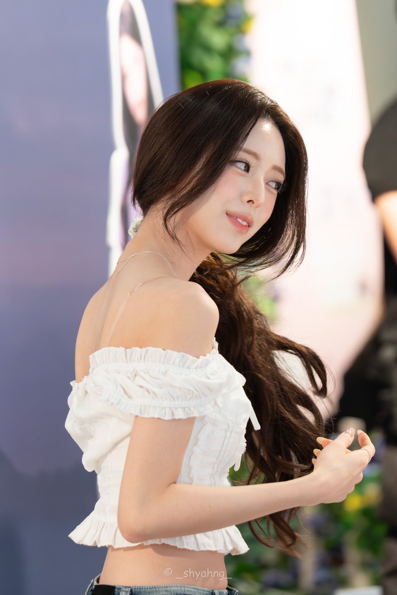 YUNA BASE tweet media