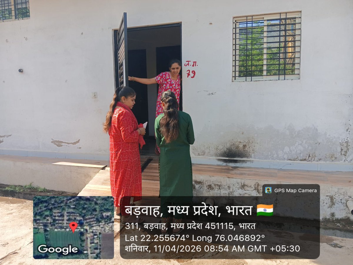 CBadwah's tweet photo. नगर पालिका द्वारा वार्ड क्रमांक 2 में डोर-टू-डोर सर्वे किया गया  इस ��ौरान घर-घर जाकर नागरिकों से स्वच्छता से संबंधित जानकारी एकत्रित की गई एवं कचरा पृथक्करण, साफ-सफाई बनाए रखने की अपील की l 
@SwachhBharatGov
@SwachhBharat
@MoHUA_India
@urbansbm
#Swachhsurvekshan2025mp https://t.co/BWa1mHJYSH