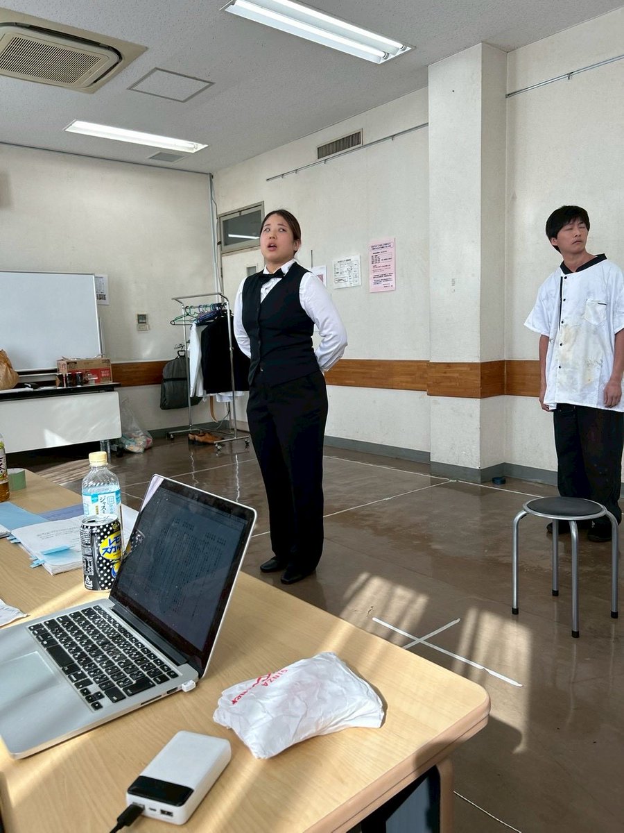 uratairan's tweet photo. 本日合同稽古！！
実際のものが入ってふと違うことを思ったり、逆班の良いところを見つけたり。
もう間もなくで小屋入り。
お待ちしてます！

https://t.co/nEtONh5rkn

 #GhostNoteTheater
  #アイム・ダウン https://t.co/9BHR8JaFwU