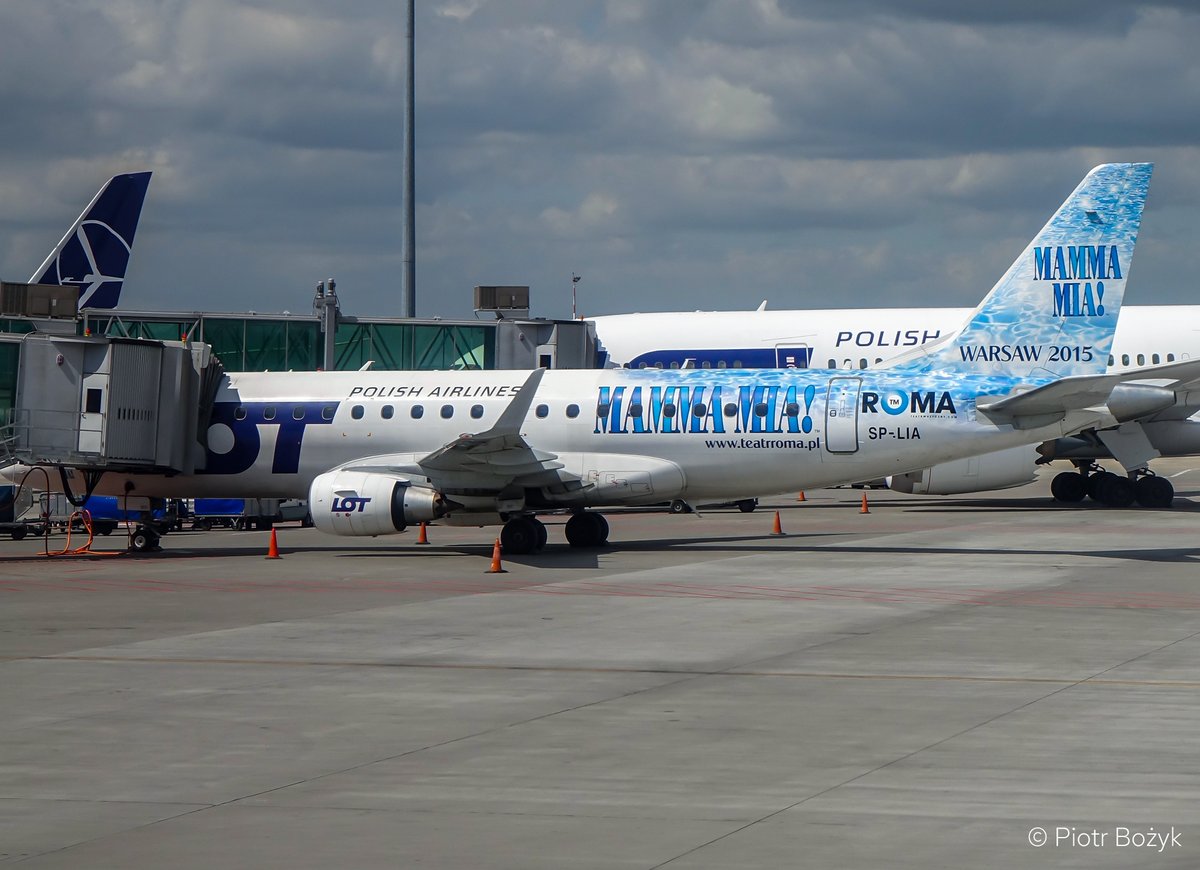 PiotrBozyk's tweet image. PLL #LOT oficjalnie wycofały kolejne E-Jety ze swojej  floty. Tym razem chodzi o dwa embraery #E175: SP-LIA i SP-LIB👉rynek-lotniczy.pl/wiadomosci/lot…  @LOTPLAirlines has officially withdrawn another two E-Jets from its fleet. This time two @embraer E175's: SP-LIA &amp;amp; SP-LIB. #avgeek