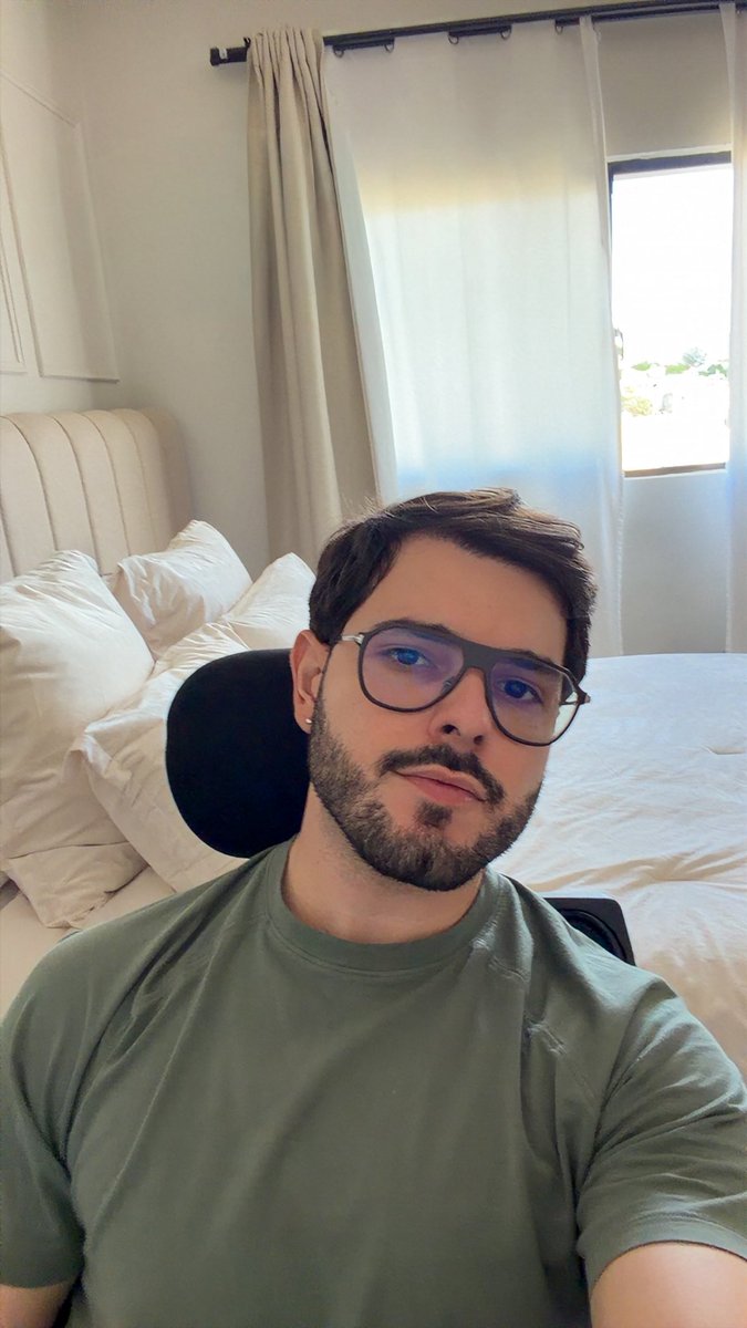 Xavier L. tweet media