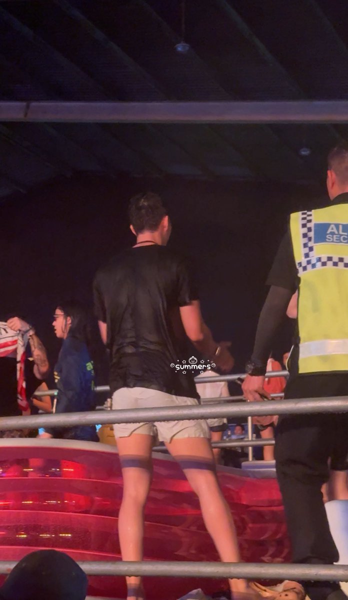 𝙨𝙪𝙢𝙢𝙚𝙧𝙨。 tweet media