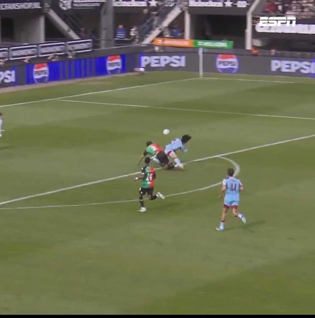 Rotterdam tweet media