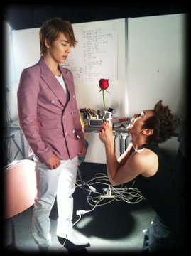 Mary♡🍷☁️🦒 tweet media