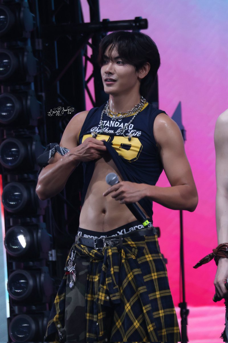 Crazy_Joong tweet media