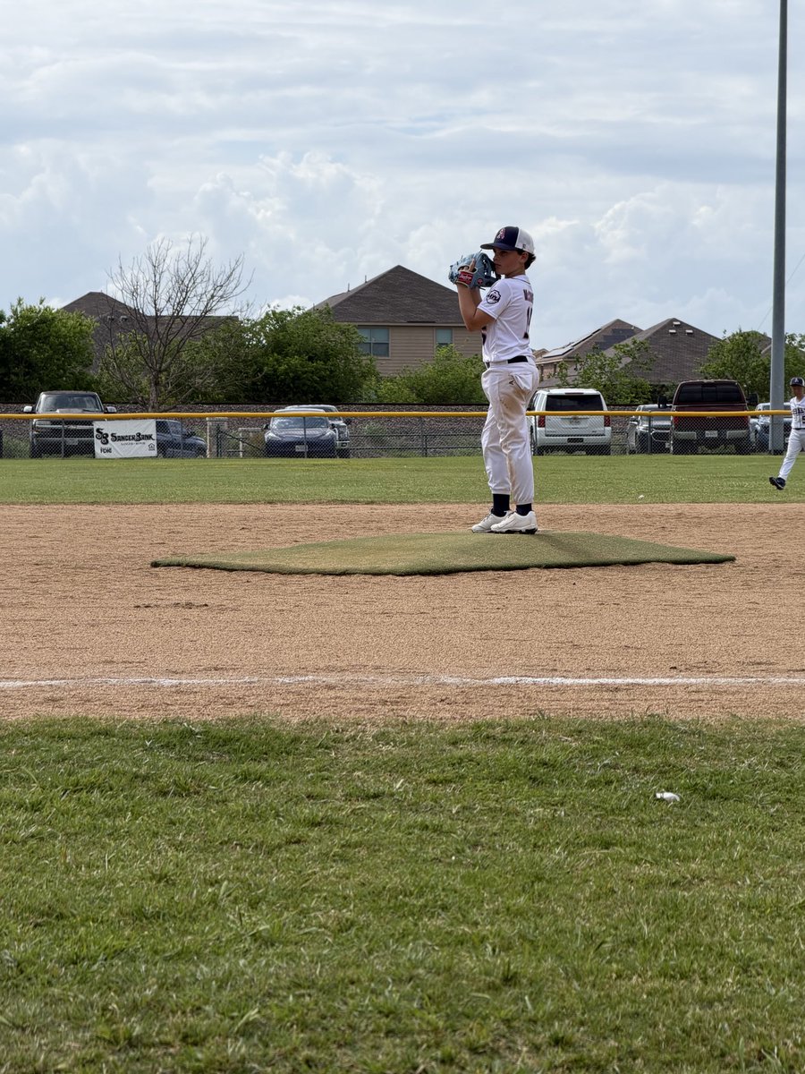 Absolute f*cking stud ! 😍