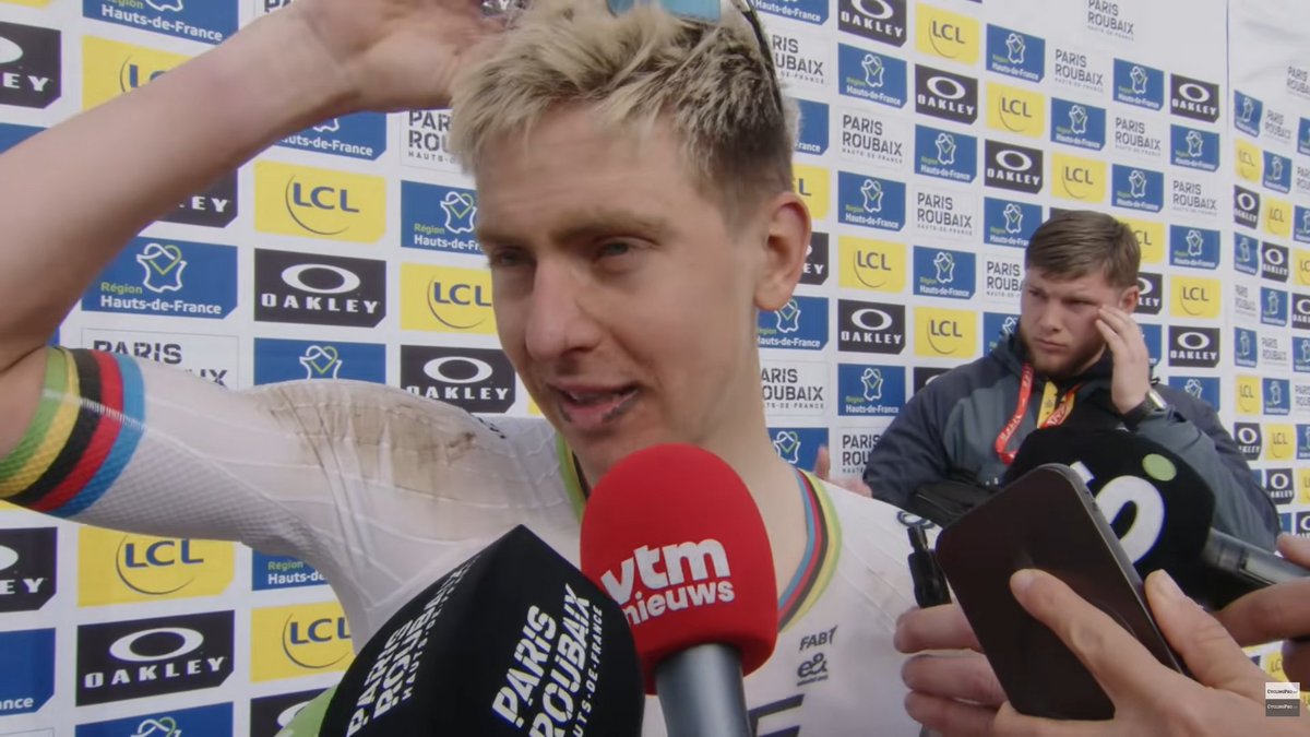 Le Gruppetto tweet media