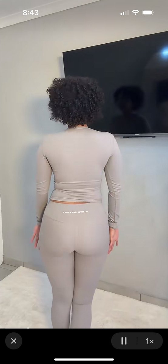 E.A 🌹 tweet media