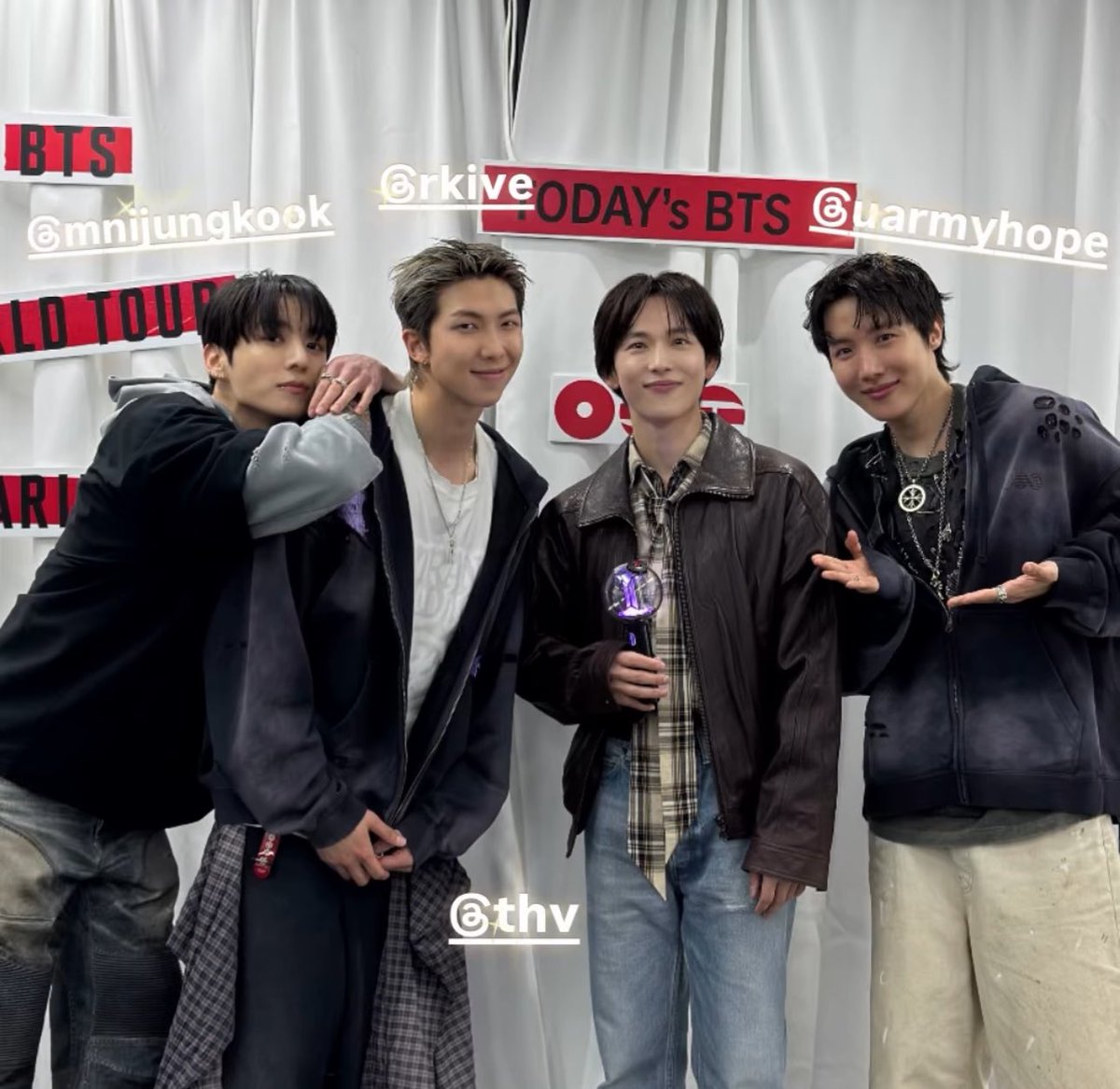 леви🪭 tweet media