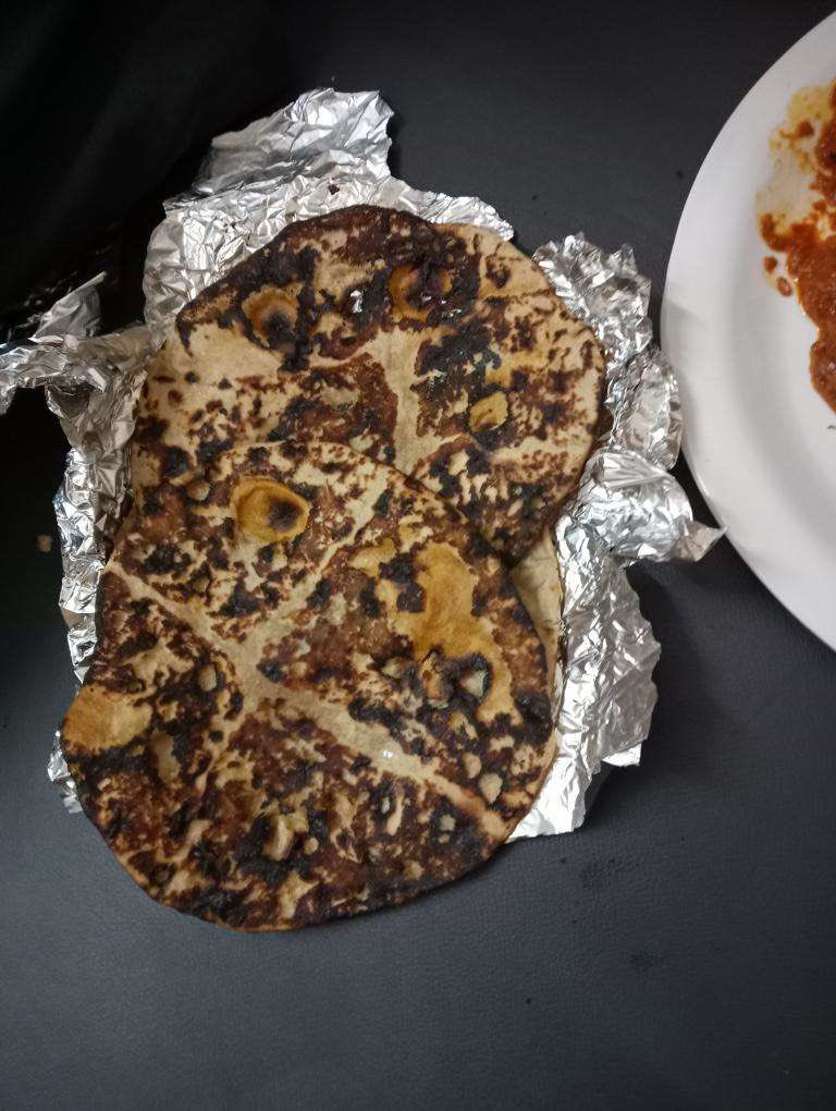 kumar3424761's tweet image. @zomato Final update:

Order #7988514102  
Ticket: 156380779  
Restaurant: Sri Meeras Kitchen  

Wrong item + burnt, unsafe food + delayed delivery. Refund denied despite proof.

Escalating further.

@fssaiindia @consaff

#Zomato #FoodSafety #CustomerRights