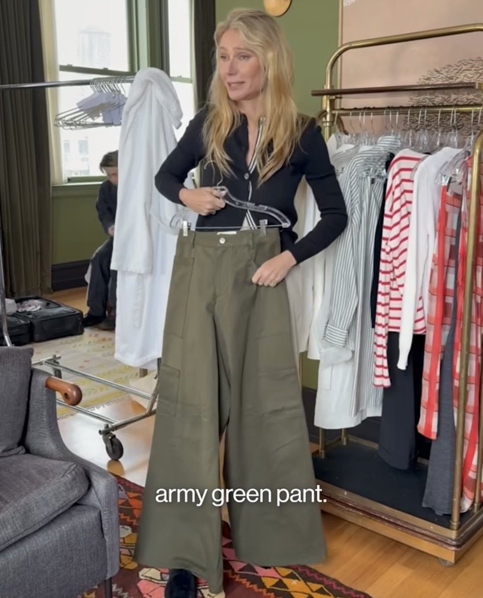 Gwyneth encouraging the cargo pants 😅😭