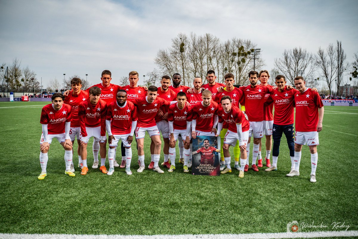 Krzysztof tweet media