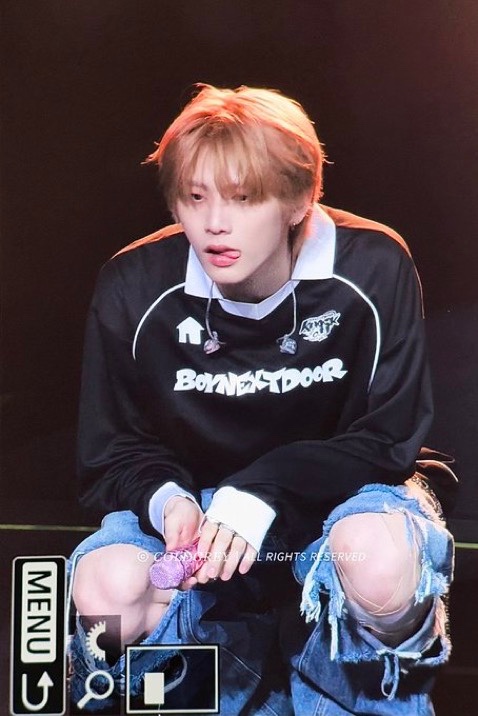 𝙝𝙚𝙠 tweet media