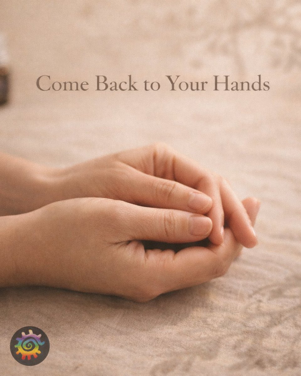 StillpointAroma's tweet photo. You’ve left your body again.

Too much input. Too many thoughts.

Come back through touch.

One drop. Rub slowly.
Press your hands. Feel the warmth.

Inhale. Feel where you are.

Stay until your breath softens.

Save this.
https://t.co/Q1dwdjBgMF https://t.co/BcFSgSWI5z