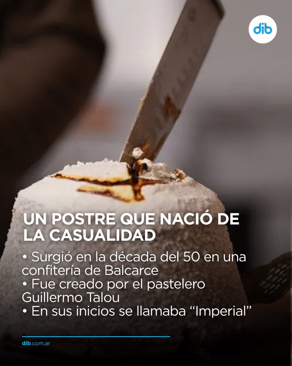 AgenciaDib's tweet photo. 🍰🇦🇷 Un clásico bonaerense que nació casi por casualidad… y terminó siendo historia.

El Postre Balcarce surgió en la década del 50 en una confitería de esa ciudad, cuando el pastelero Guillermo Talou buscó aprovechar claras de huevo. Con el tiempo, esa combinación de merengue, crema, dulce de leche, pionono y coco se convirtió en uno de los íconos dulces de la Provincia.

Hoy es parte de la identidad gastronómica bonaerense, con una receta que se mantiene casi intacta y que sigue pasando de generación en generación.

👨‍🍳 La curaduría de este contenido es de @juanbraceli, en el marco de la serie Menú Bonaerense.

👉 Si querés ver la receta completa, entrá a https://t.co/zltEsxWJYH