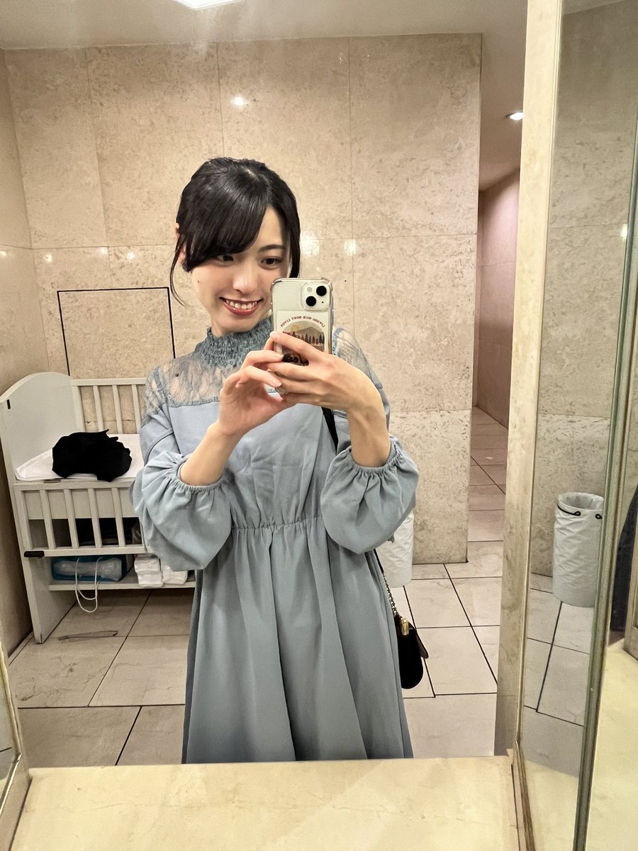 sofi809_'s tweet photo. 今日は従兄弟の結婚式でした💍✨
ほぼ同窓会みたいな感じで、みんなの近況聞いてるうちに、頑張らなあかんなぁと改めて思った日でした😌
日々精進の精神でいくぞ……！

#本日のそふぃ https://t.co/797Lc7gmQw