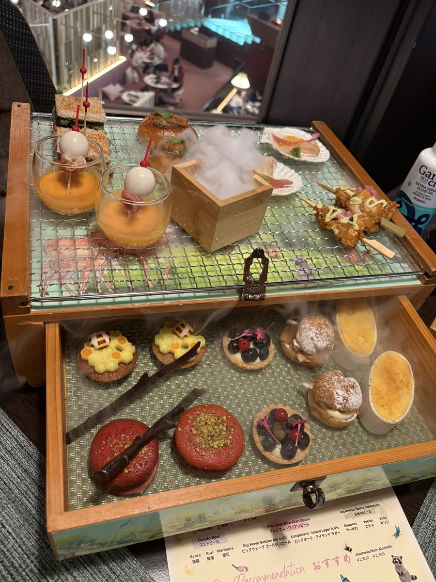 まきえ tweet media