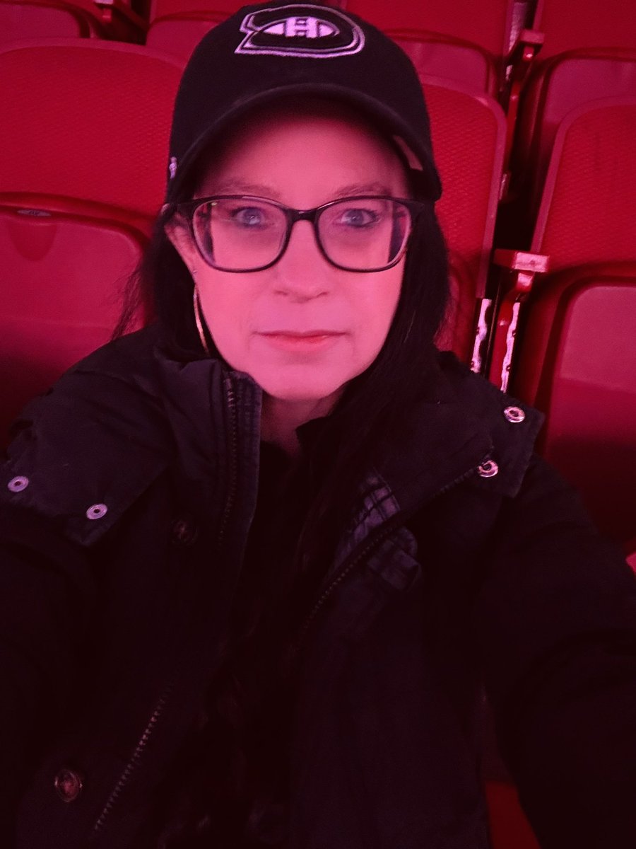 Sweet D( Danielle) tweet media