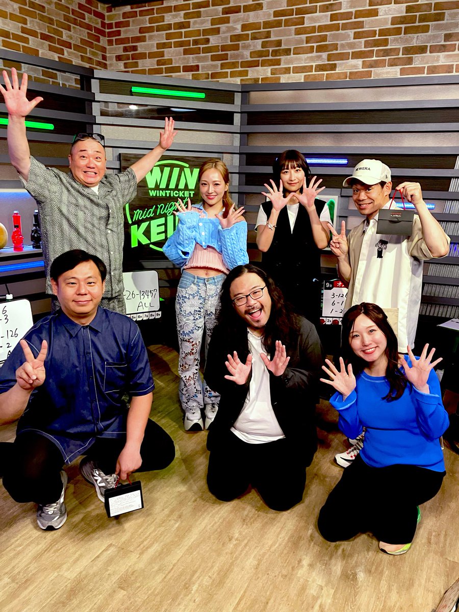 kyojin9160's tweet photo. Abemaウィンチケットミッドナイト競輪ありがとうございました！
アドバンス最終日難しかった💦

山本さんの考えてる事は当てられたのになぁ😂
神川さん可愛かった☺️笑

#_WinTicket   #Abema https://t.co/D68GkW09ET