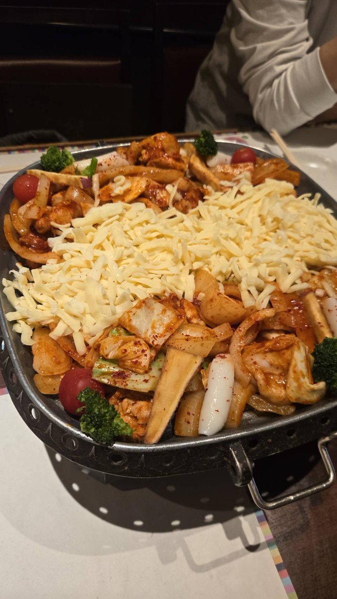 ななし tweet media