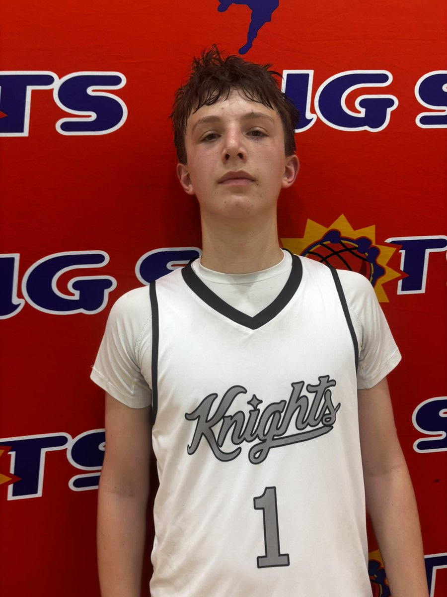 BigShotsGlobal's tweet photo. #BIGSHOTS #RiseTipOff 

14u 

Knights Basketball Academy- 54 
11 Jacob Lothes 19 
1 Colt Arthur 14 

Team Pressure 910 - 31 
12 Malique Henry 23 https://t.co/g9PNCLCUFN