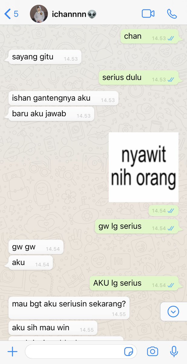 𝓑 ☆ tweet media