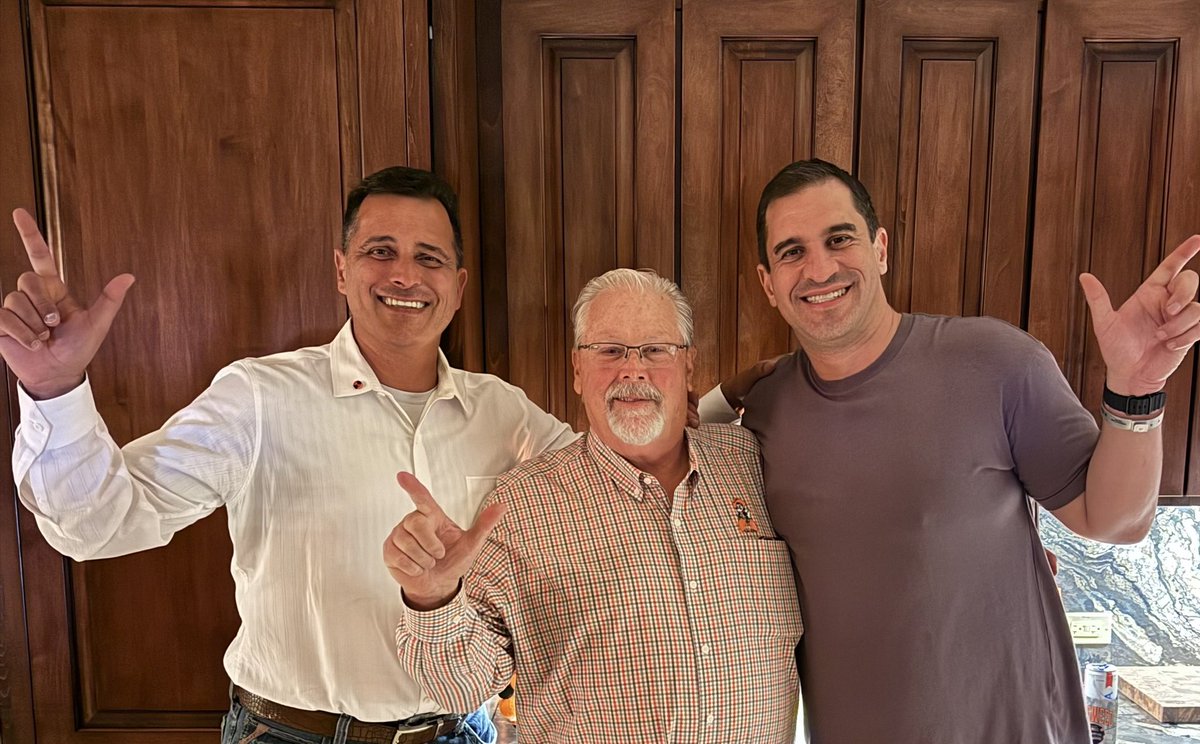 baoktiger's tweet photo. What a great weekend!  

@OSUFoundation Donor Event, #BoysFromOklahoma Concert &amp; accomplishments during all the activities with my mates!! 

🫵🏼👀🔥 !!!!

#GoPokes #Working #MoreToDo #EatBeef #WeNotDone #LoyalandTrue https://t.co/n8o81Ynif4