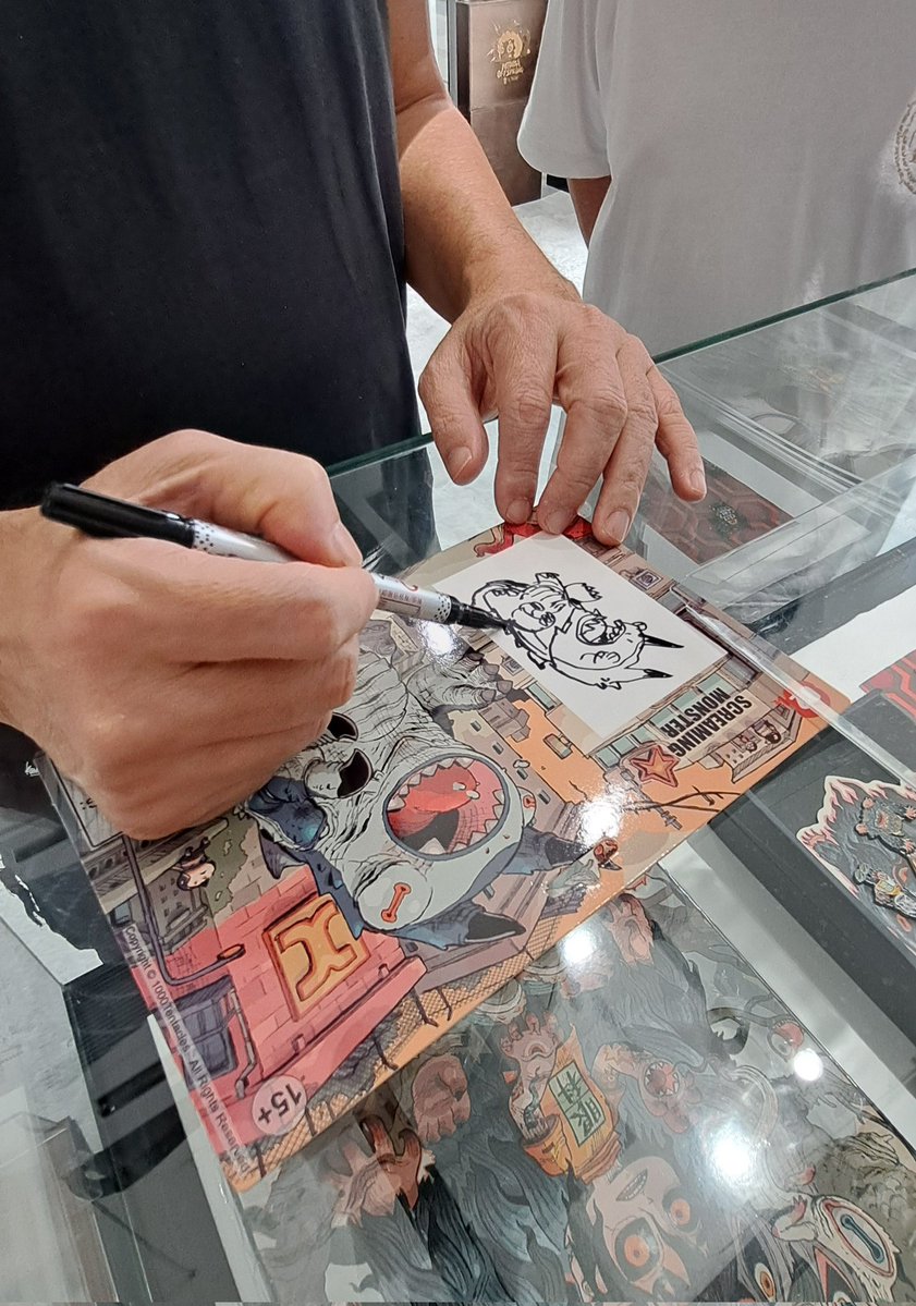 1000Tentacles tweet media