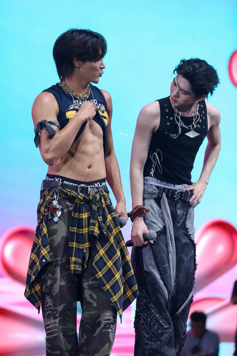 ʙɪᴍᴜsᴇ¨̮ tweet media