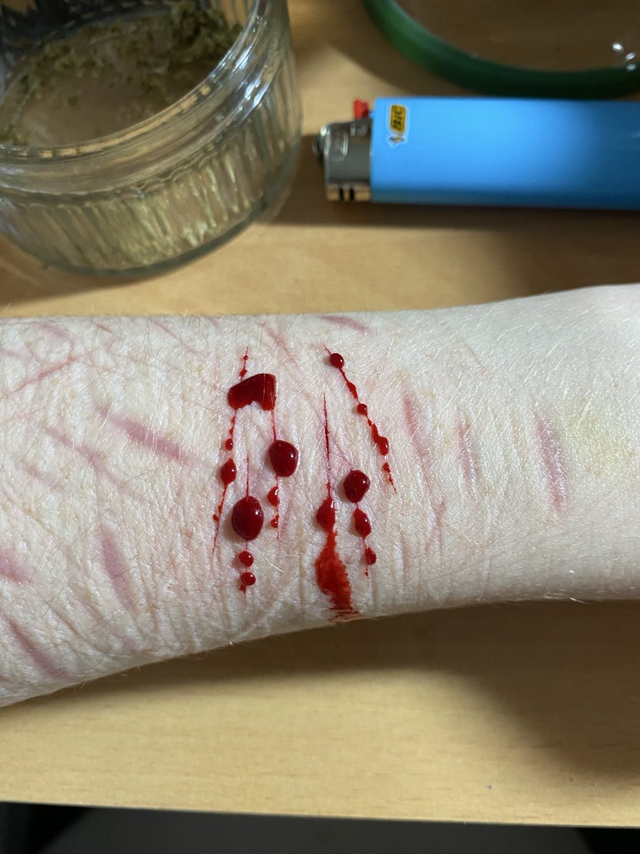 1D of shedtwt tweet media