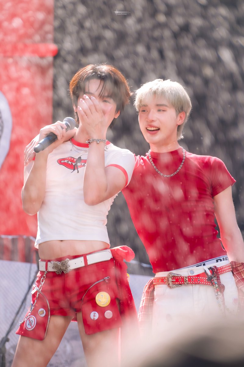 𝓞𝓪𝓽 tweet media