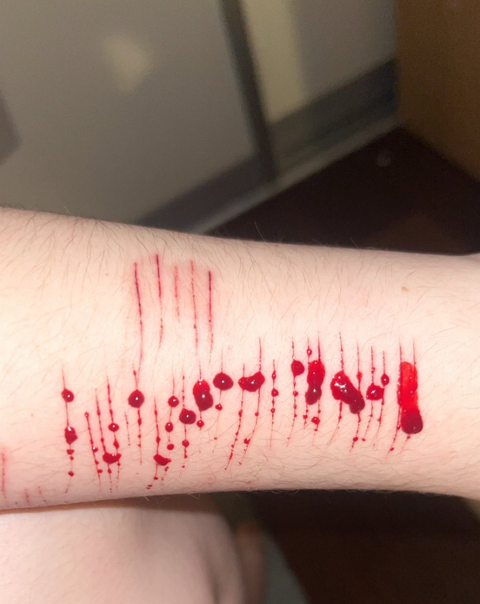 Thalasaphobia tweet media